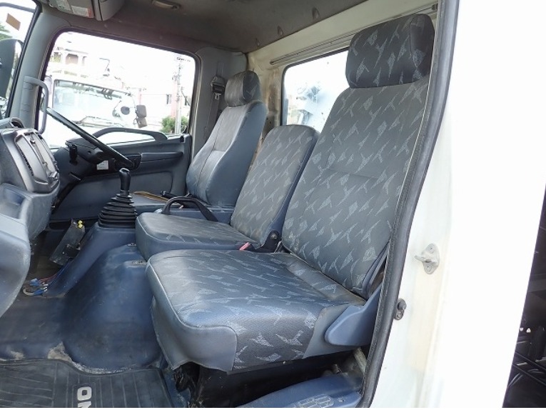 2006 Hino Ranger Dump